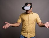 KIIROO-ボトムズ向けのインタラクティブなゲイポルノはどこにありますか?