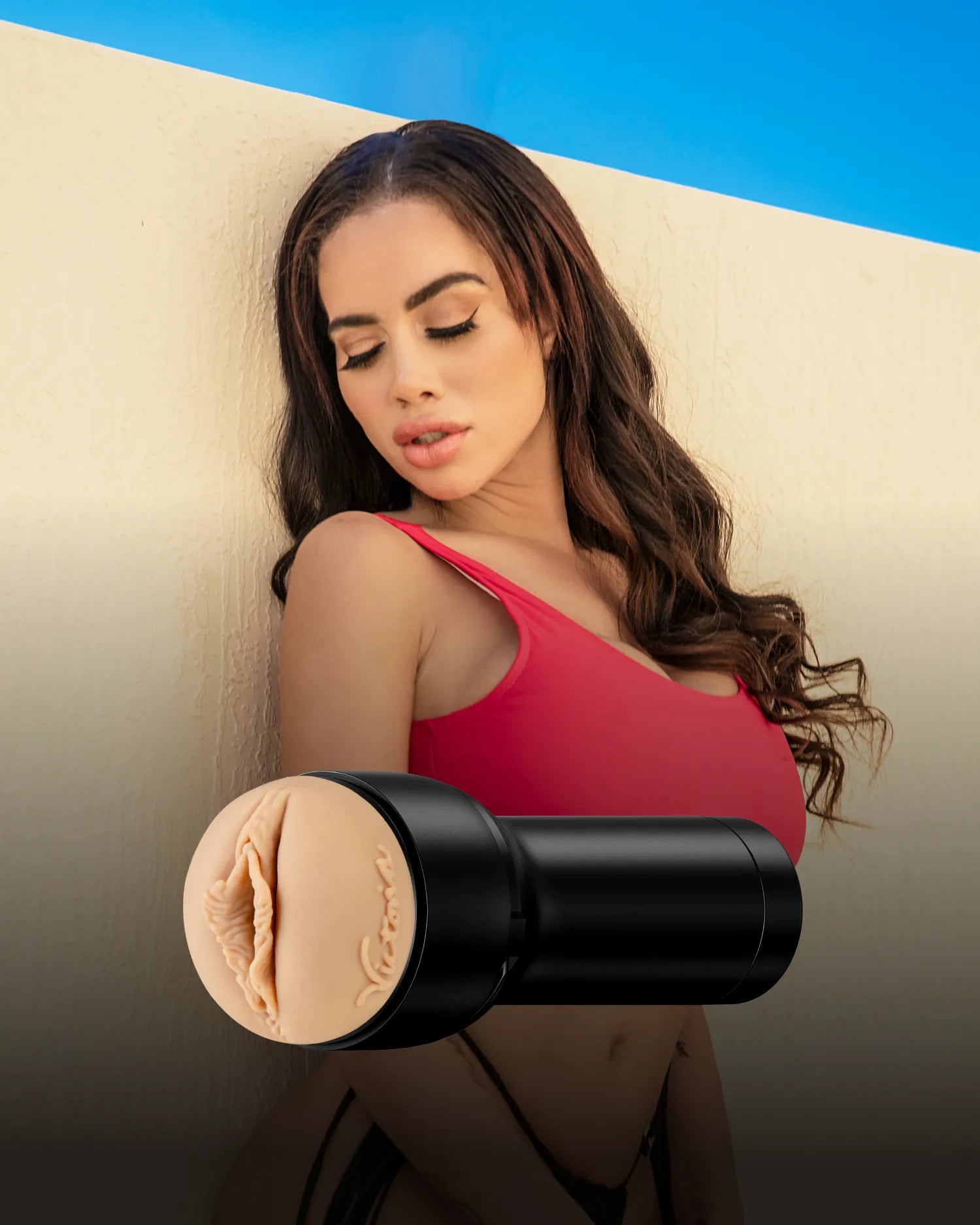 ビクトリア・ジューン - ストローカー