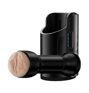 ブリトニー・ストローカー、ケオン、パワーブロウを体感